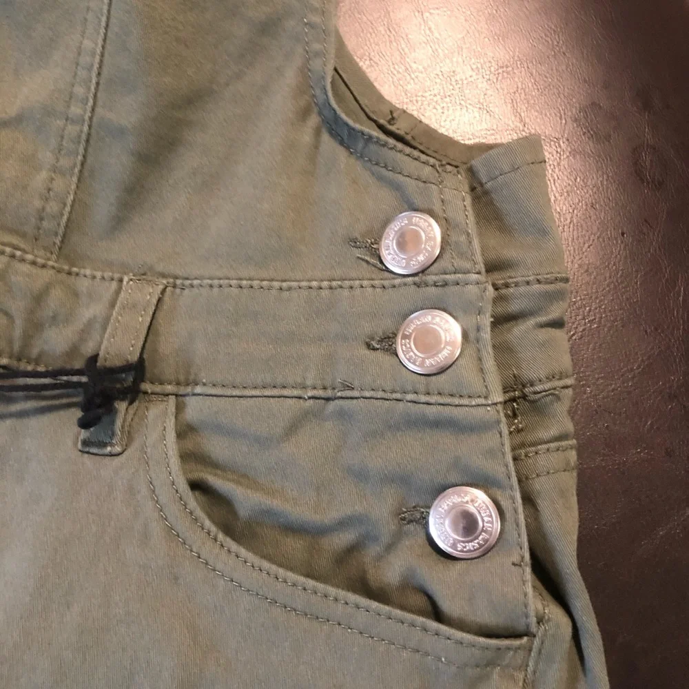 Girls Camo Denim Short tall overalls Large - Picture 3 of 6